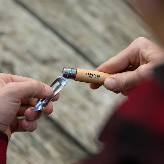 Opinel No.06 Folding Peeler