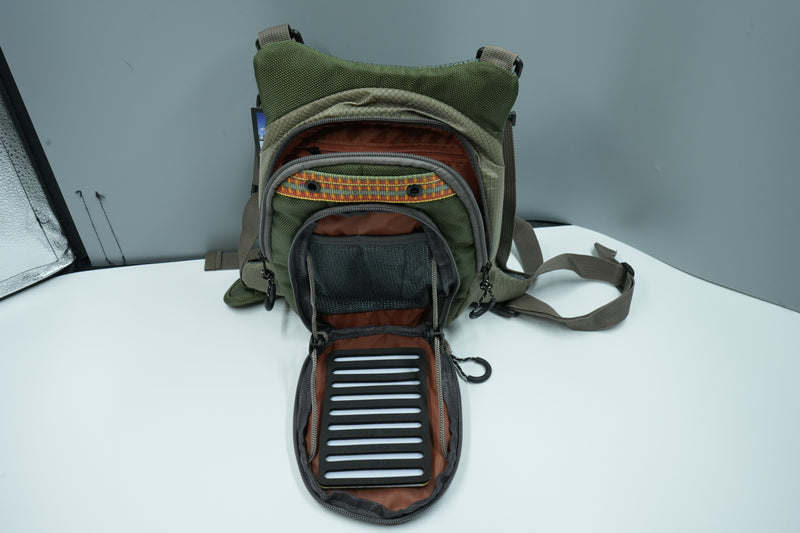 Used Pacific Fly Shanandoah Chest Pack