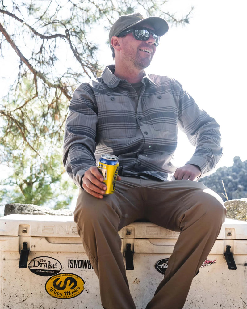 Simms Men's Tailout Flannel
