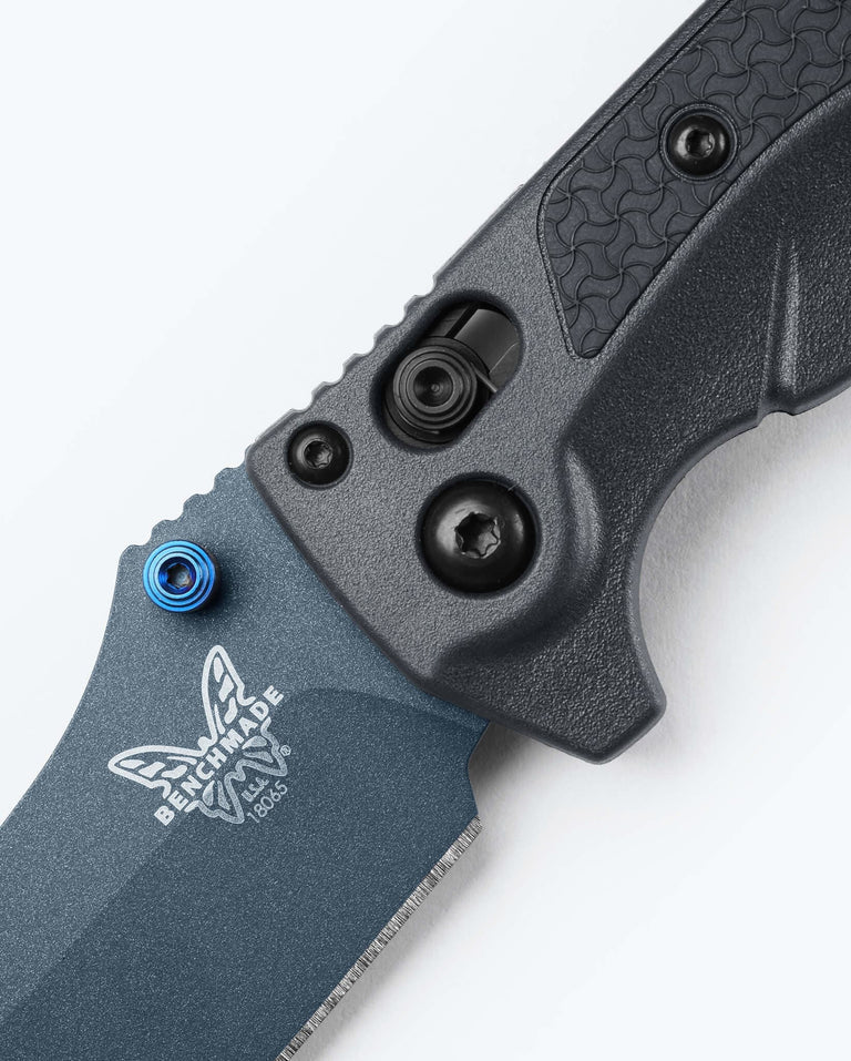 Benchmade Mini Adira 18065BT-01 Tempest Gray Drop Point
