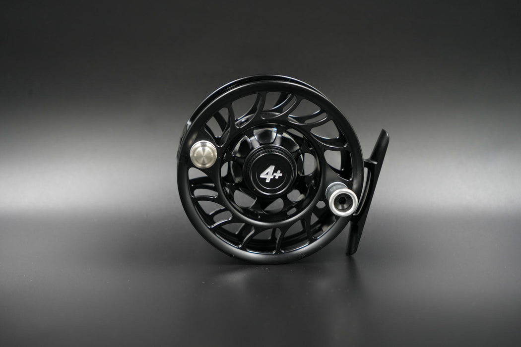Hatch Iconic 7 Plus Fly Reel Black/Silver / Large Arbor